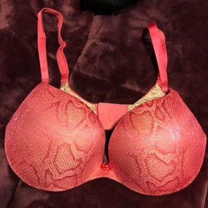Victoria Secret - Incredible plunge bra